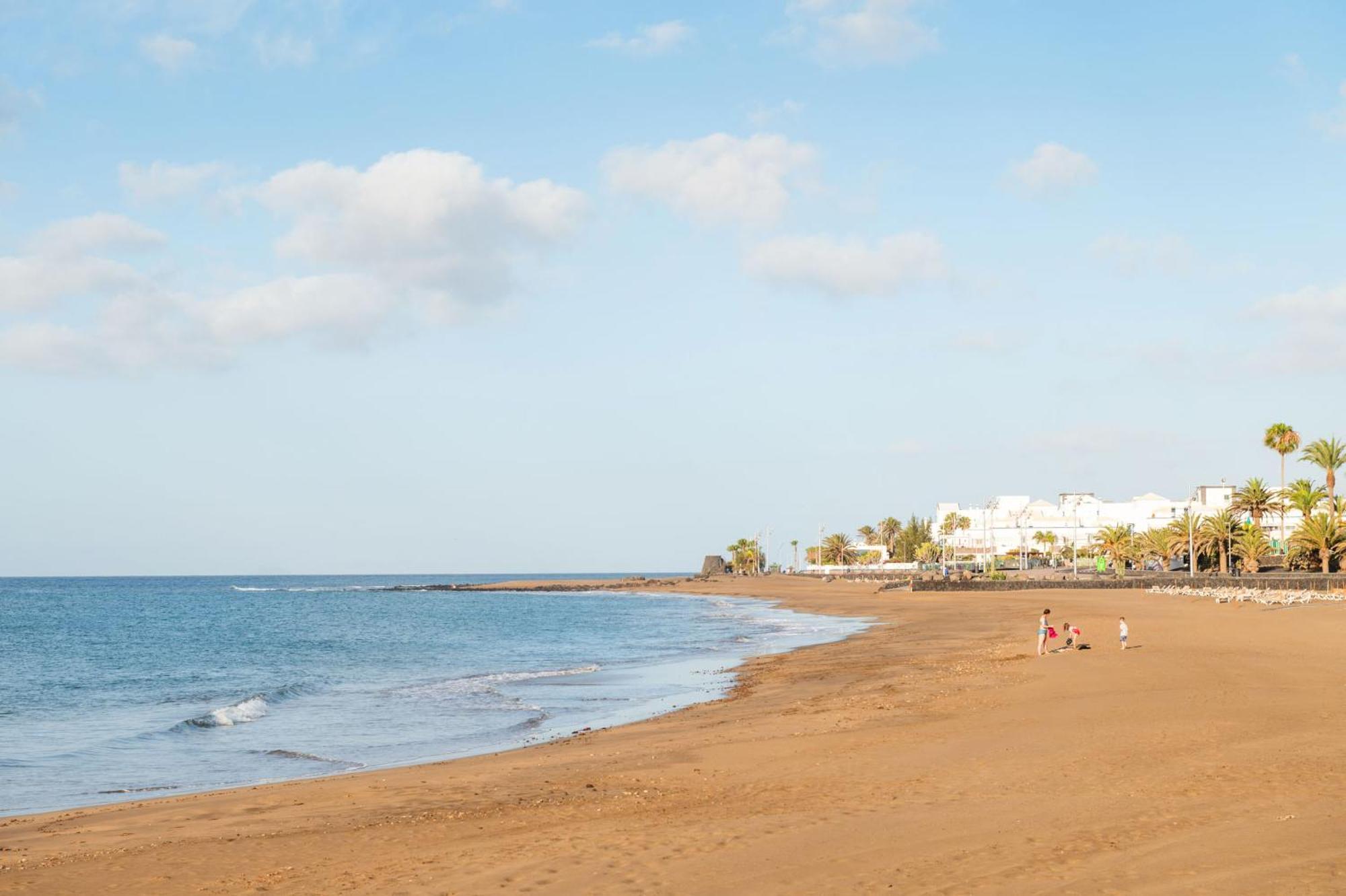Villa La Casa De La Playa à Puerto del Carmen  Extérieur photo